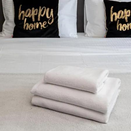 Апартаменти Nowolipie Cozy Haven By Bookinghost